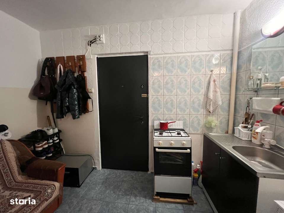 Camera de camin, 20mp, cartier Sarari, zona Liceul Henri Coanda - Imagine principală: 5/5