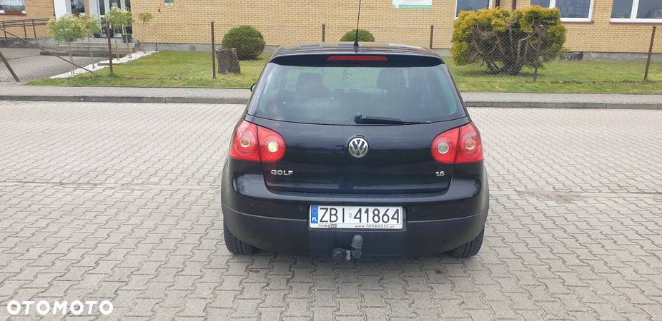 Volkswagen Golf Plus 1.6 Comfortline - 5