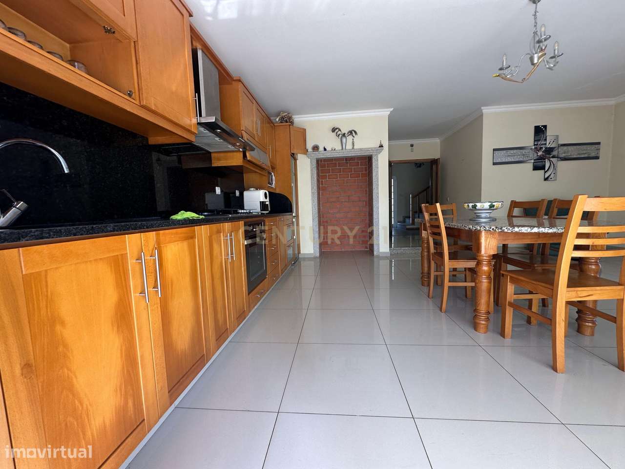 Moradia Exclusiva em "Ilha" Privativa na Albufeira de Venda Nova – Ger-24