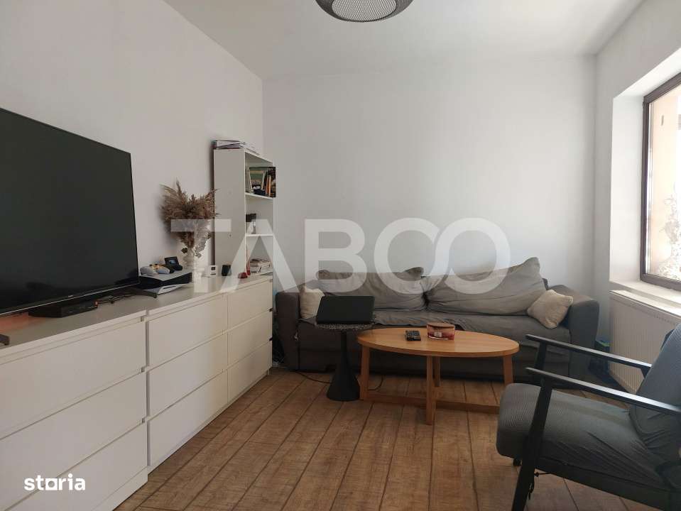 Pret avantajos-Casa individuala 146 mp 5 camere 238 mp teren  Cisnadie - Imagine principală: 3/19