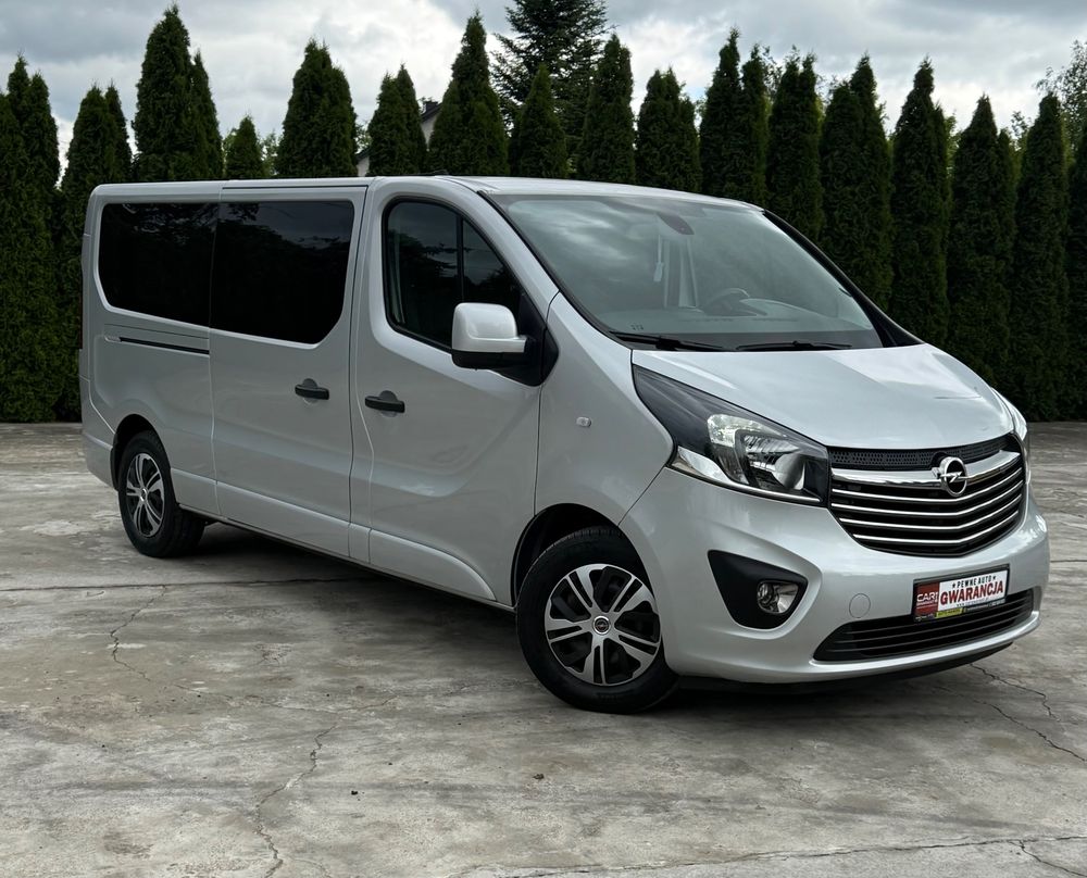 Opel Vivaro II L2H1 2,9t Elegance Business 2017