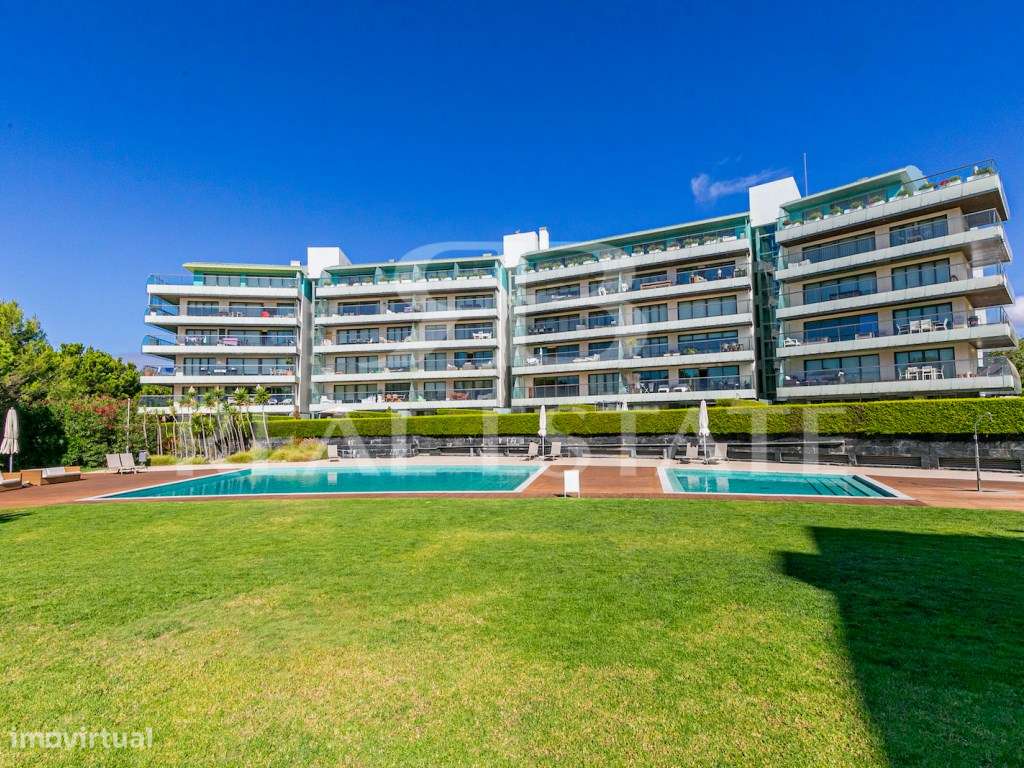 T2 no condominio SCALA Cascais | Jardim privado e jardim do condomí...-0