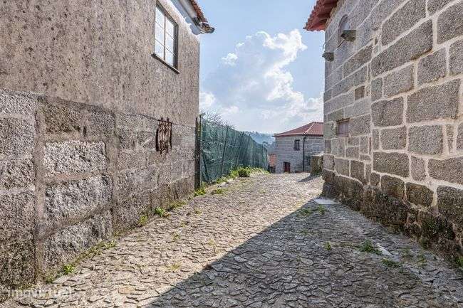 Moradia T4 em condomínio privado- Ribeiros- Fafe-26