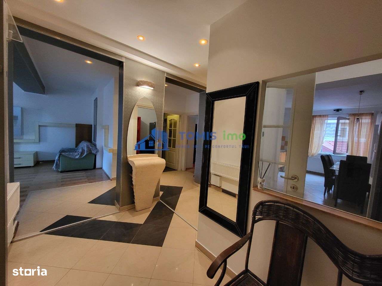 Apartament decomandat cu 2 camere de vânzare în Eforie Nord-9