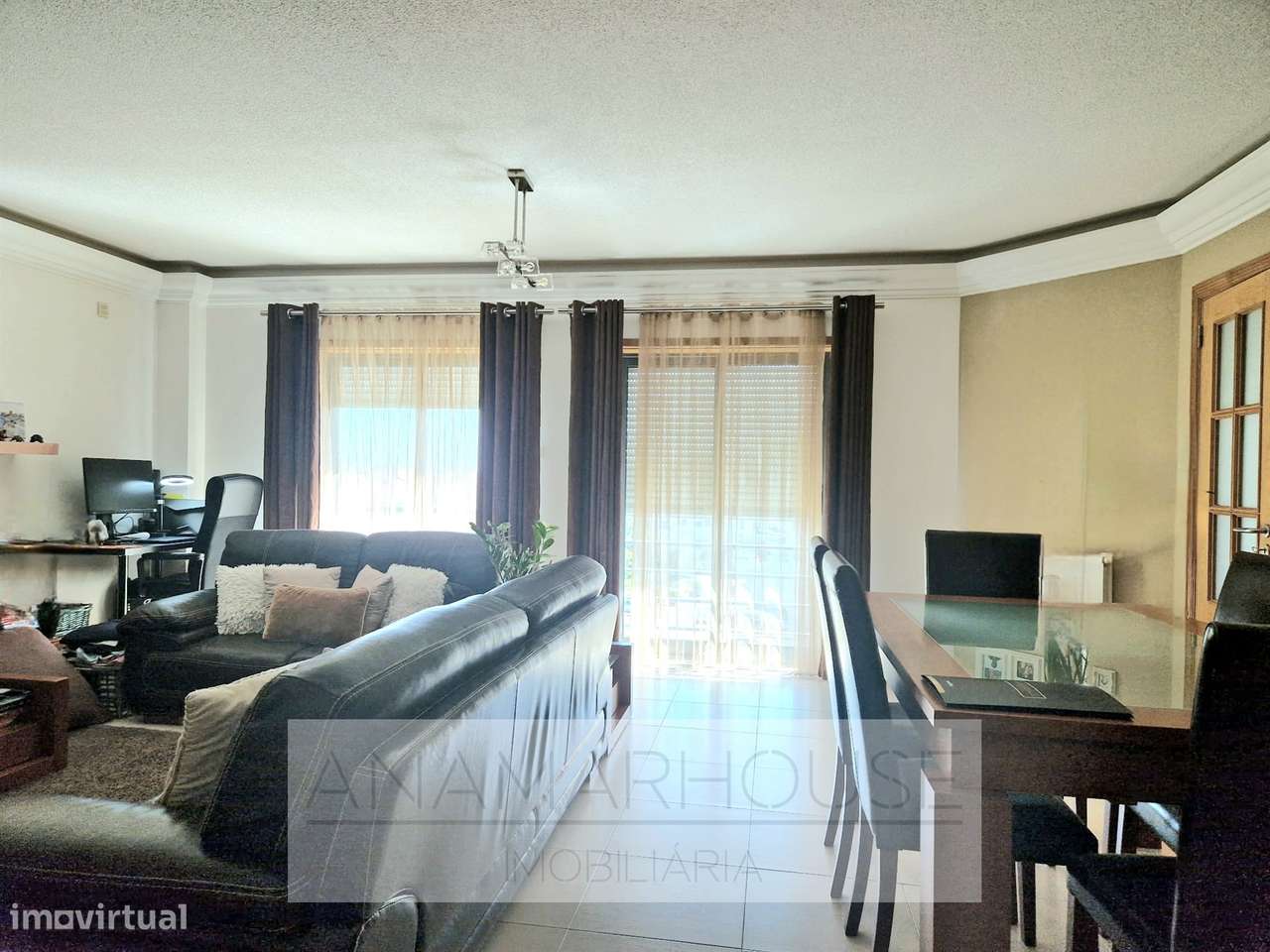 T2 com Box e Arrecadação na Urbanização Alto da Mira, Amadora-9
