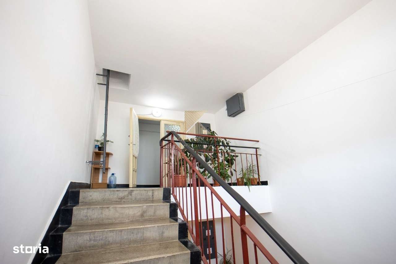 Apartament luminos, 65 mp, cu parcare și boxă Bartolomeu, str. Lânii33-14