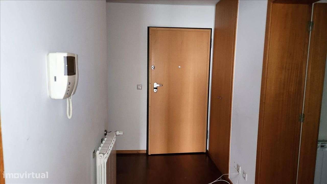 Apartamento T2 em Oliveira do Douro, Gaia - Grande imagem: 2/8