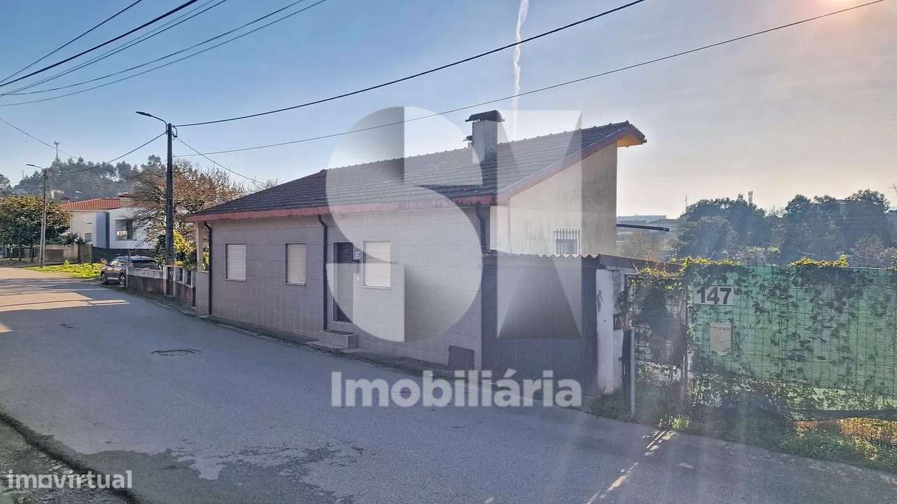 Moradia V3 Isolada com elevado potencial - Gandra - Paredes - Grande imagem: 3/32