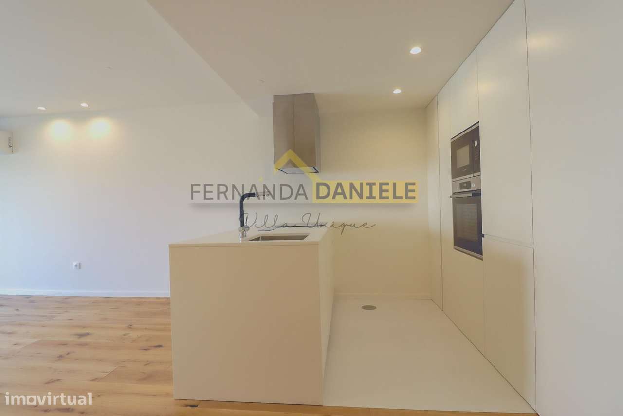 ARRENDAMENTO - Apartamento T1 Mobilado em São Felix da Marinha. - Grande imagem: 5/46