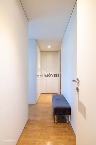 Apartamento T3 | 2 Frentes | Terraço | Varanda | Box 4 Carros-58