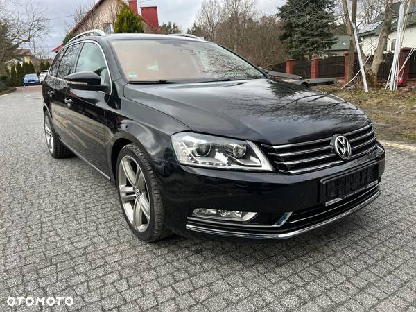 Volkswagen Passat 2.0 TDI Highline DSG - 29