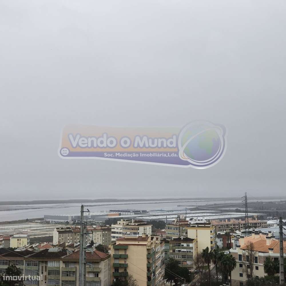 Apartamento T3 na Póvoa de Santa Iria (PSI028)-22