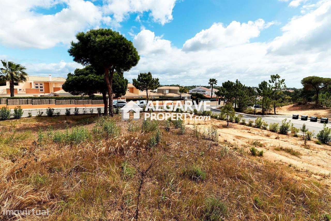 VARANDAS DO LAGO - Lote de terreno entre Vale Lobo e Quinta do Lago pe - Grande imagem: 5/12