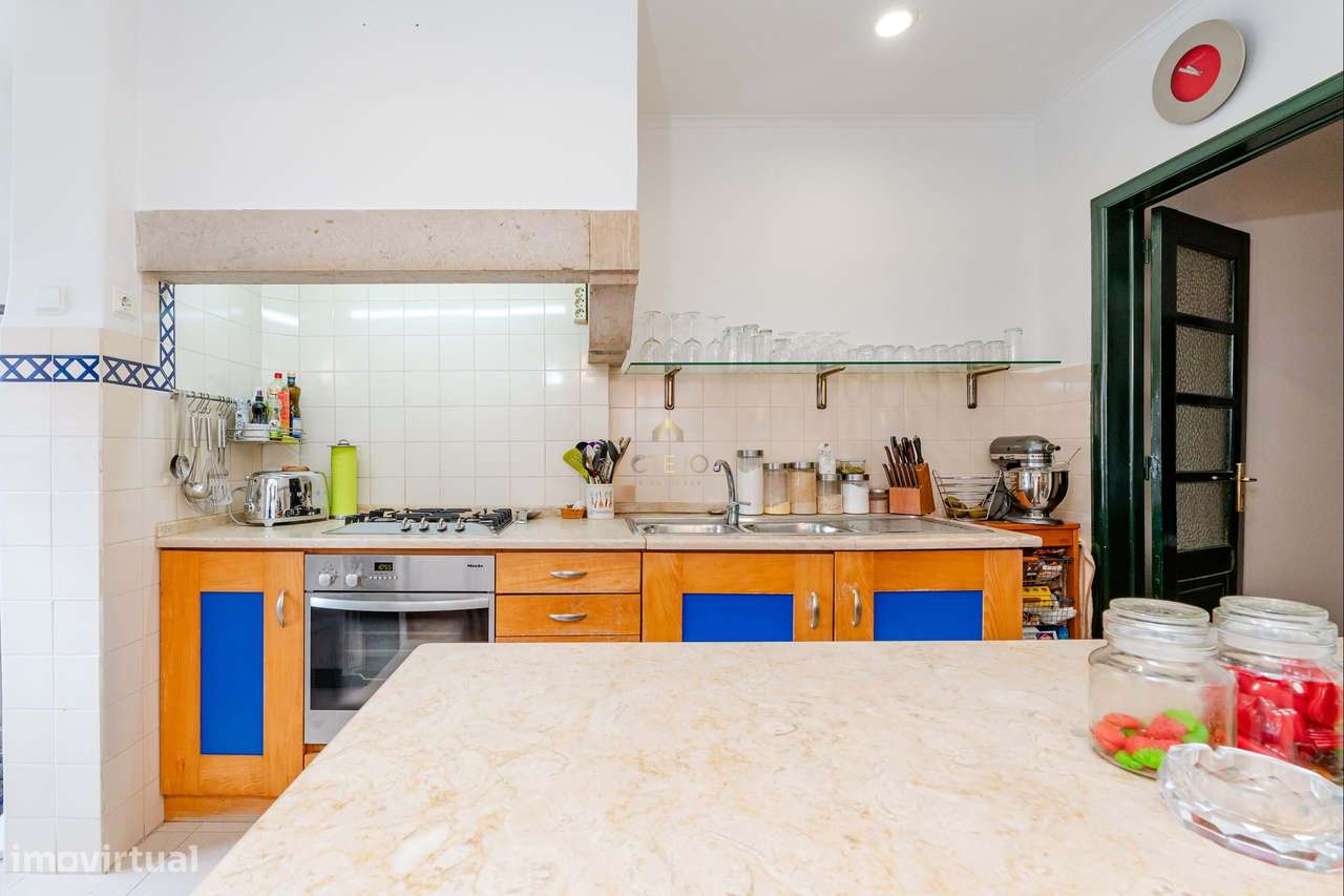 Apartamento T4 Charme Lisboa-14