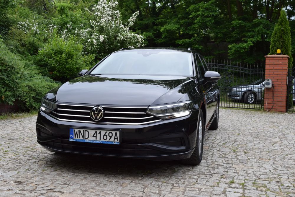 Volkswagen Passat B8 1.5 TSI EVO Business DSG 2021