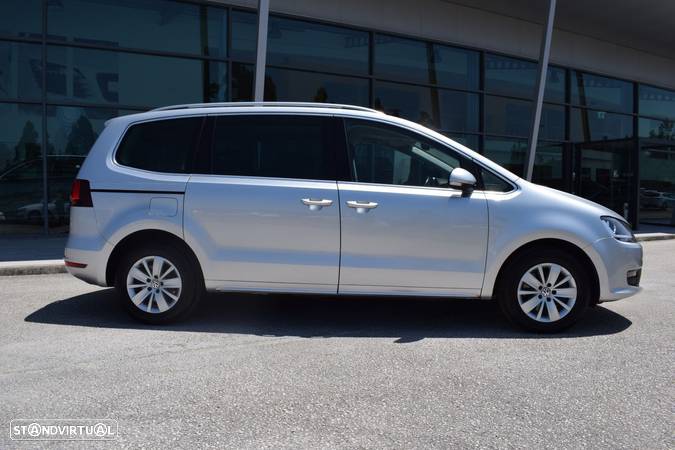 VW Sharan 2.0 TDI Blue Confortline - 16