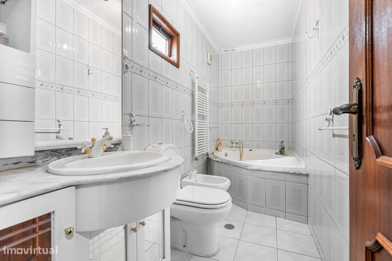 Moradia Isolada T3 Póvoa De Lanhoso Travassos-32