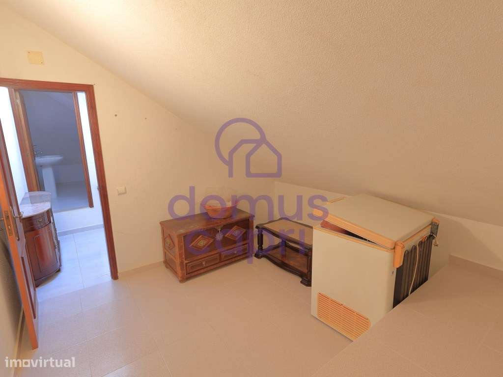 Moradia T2+1 com Quintal em Mato Santo Espírito - Tavira-23