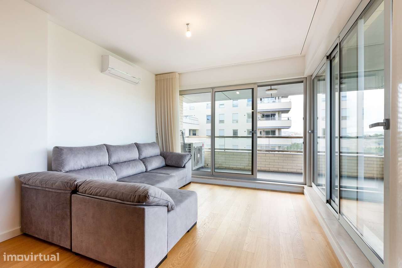 T3 para Arrendamento – Largo Gerard Castello-Lopes | Localização privi - Grande imagem: 3/36