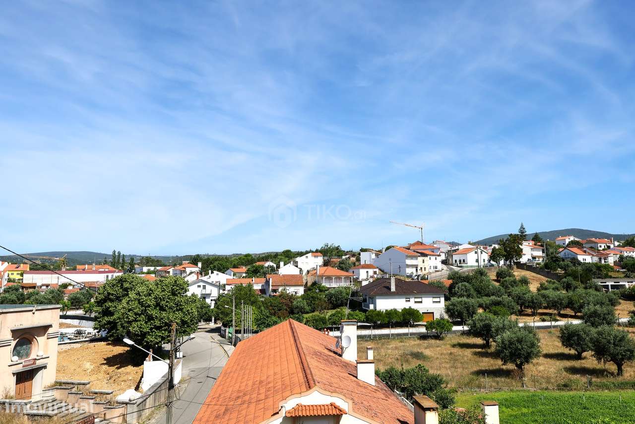 MORADIA T3 COM POTENCIAL PARA 2 HABITAÇÕES | CENTRO DE ALCANENA-36