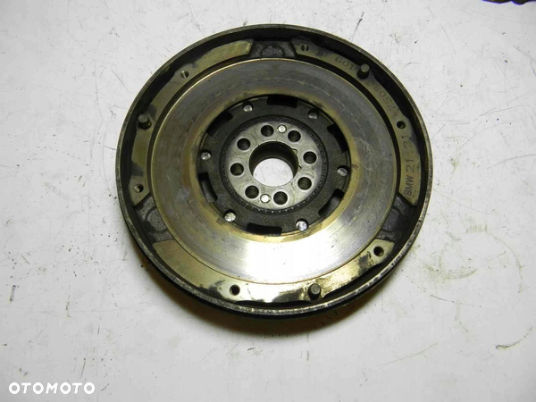 KOŁO DWUMASOWE SPRZĘGŁO 7508409 BMW E46 1.9 M43B19 - 3