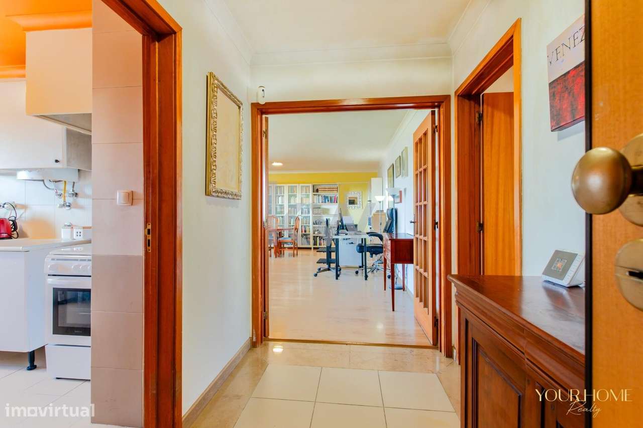 Espaçoso Apartamento T3 na Costa da Caparica - Grande imagem: 2/24