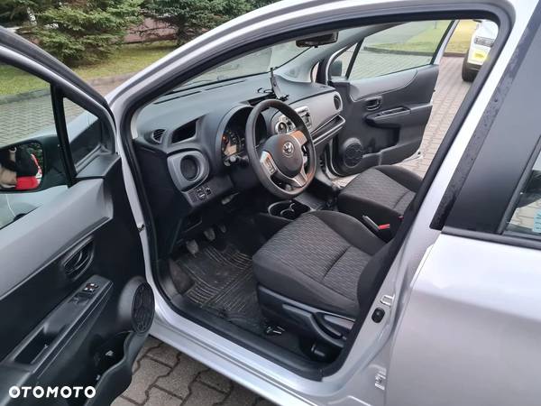 Toyota Yaris 1.0 Active - 10