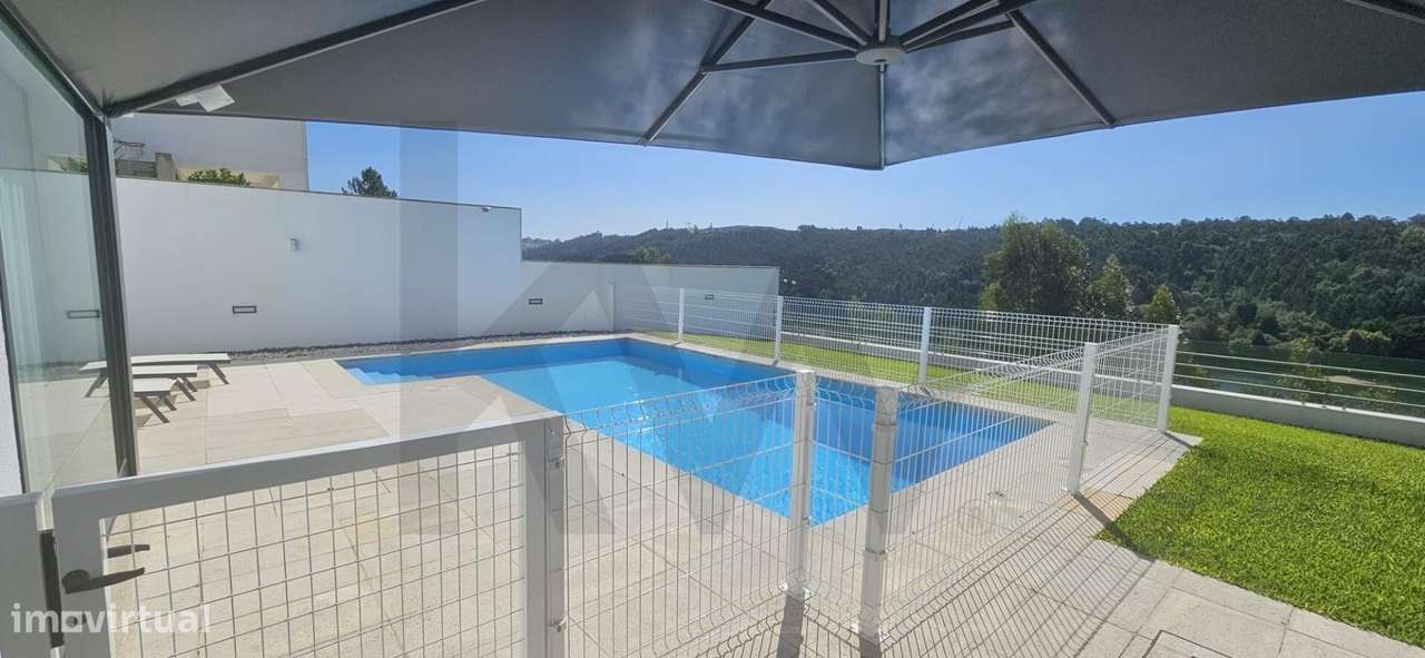 Acorde com o Douro aos Seus Pés – Moradia T4 de luxo com Piscina e Vis - Grande imagem: 2/46