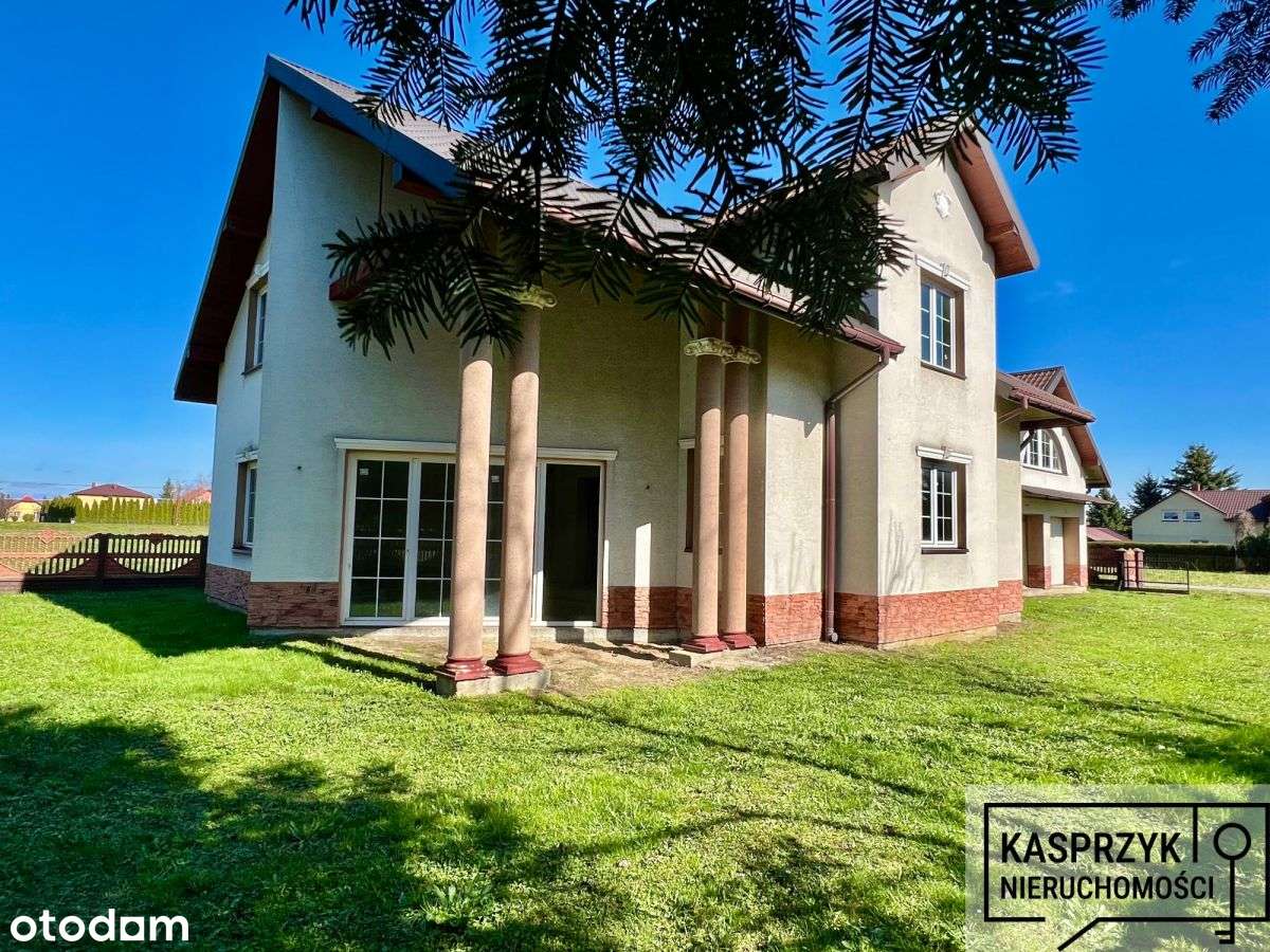 Działka z domem do wykończenia w Besku.-3