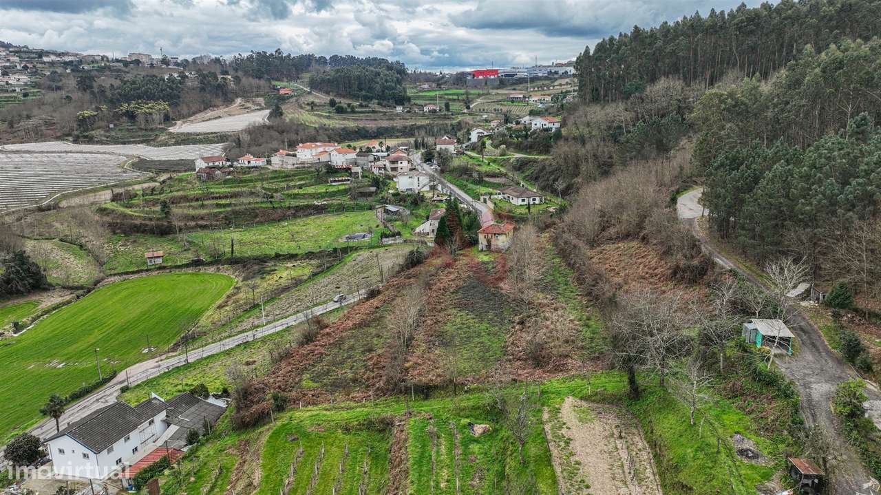 Moradia para Restauro com Terreno com 3.512 m² em Pombeiro de Ribavize - Grande imagem: 5/17