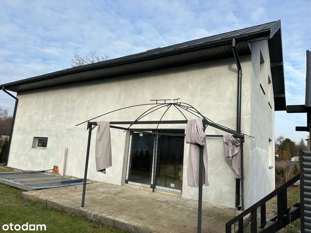 Dom w stanie surowym zamkniętym z basenem w pięknej cichej okolicy - Pełny obrazek: 4/18