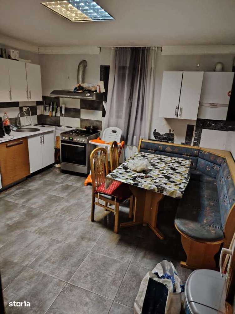 Casa compusa din 2 apartamente - Imagine principală: 4/7