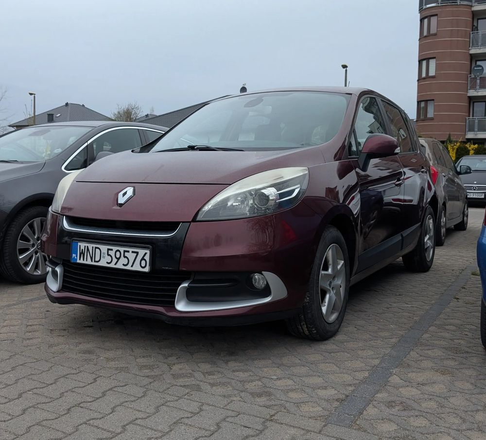 Renault Scenic III Energy dCi 110 Start & Stop Dynamique 2012