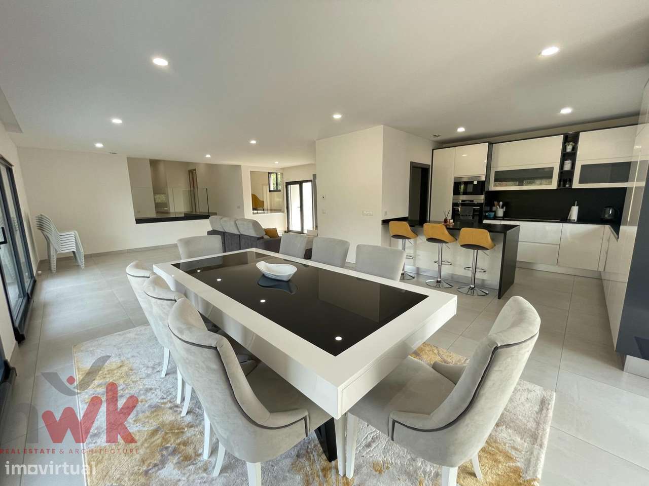 Moradia Nova T4+1 com Terreno-8