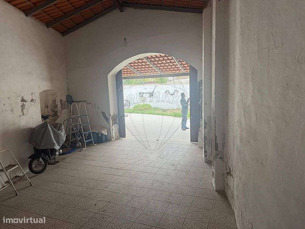 Moradia T9 para venda-9