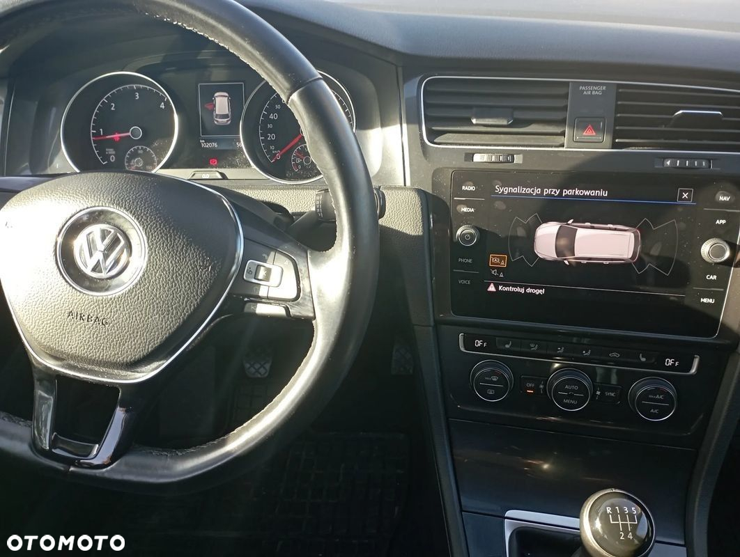 Volkswagen Golf VII 1.6 TDI BMT Comfortline - 7