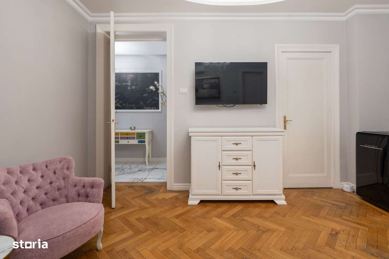 Apartament elegant cu 3 camere in vila  si acces la gradina, in Doroba-10