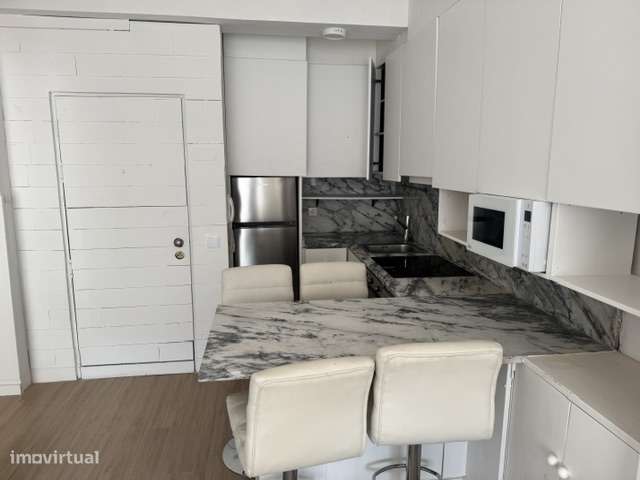 T1 Rua das Doze Casas-20