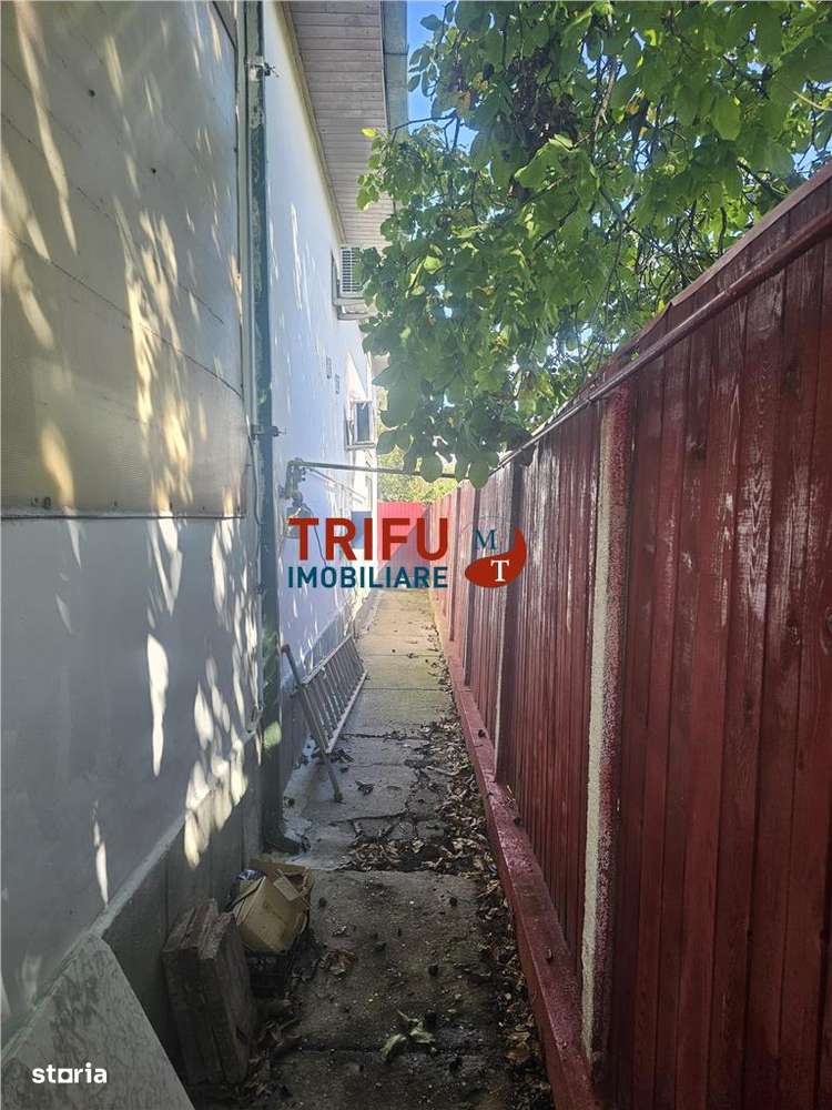 Casă de vânzare în Micești - Imagine principală: 2/20