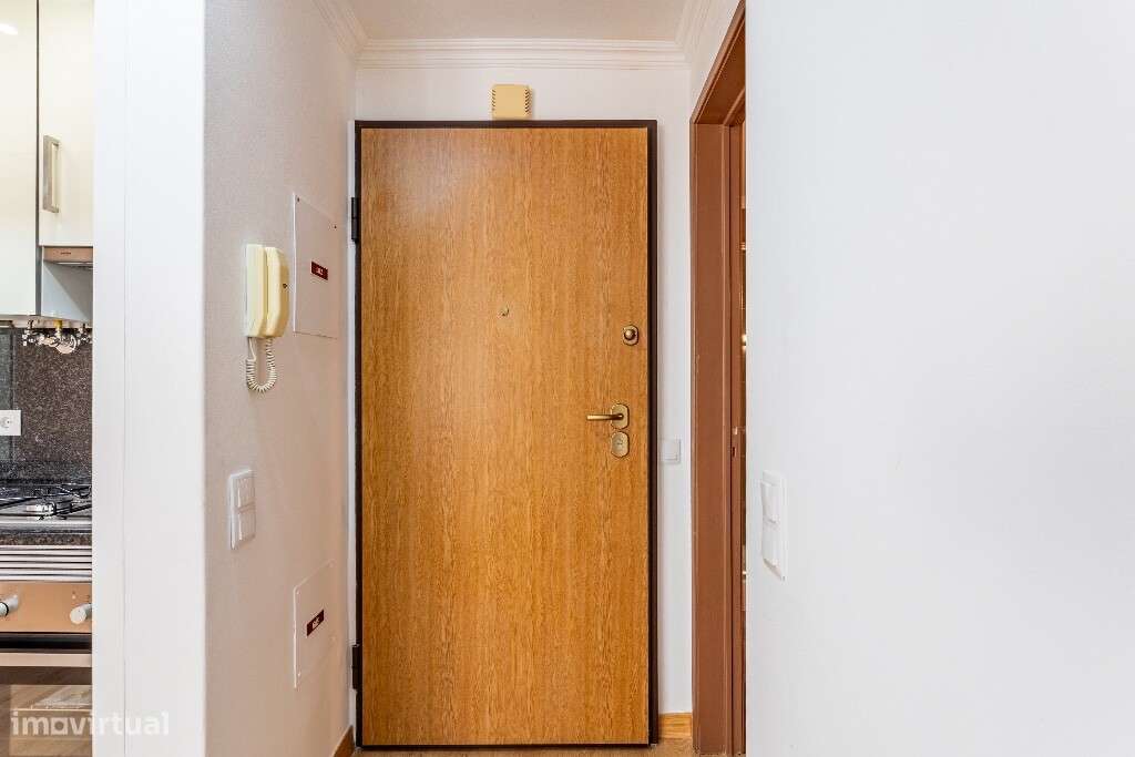 T0 remodelado em Corroios - Grande imagem: 5/17