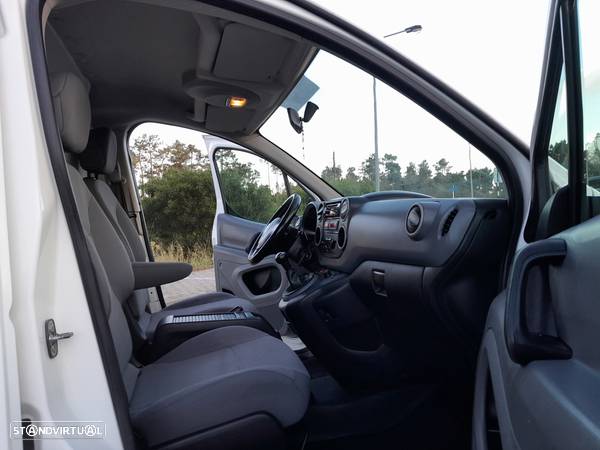 Citroën Berlingo 1.6 hdi 110cv caixa fibrada m frio - 8