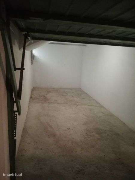 Espaço de garagem arrenda se - Grande imagem: 4/4