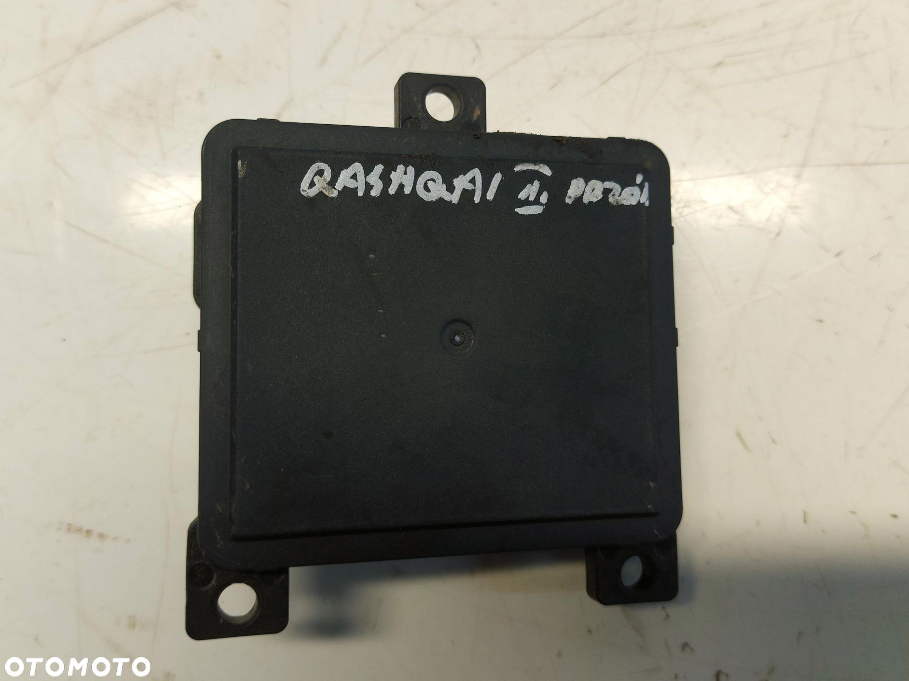 Nissan Qashqai III J12 radar sensor przód przedni 284386uu2a - 1