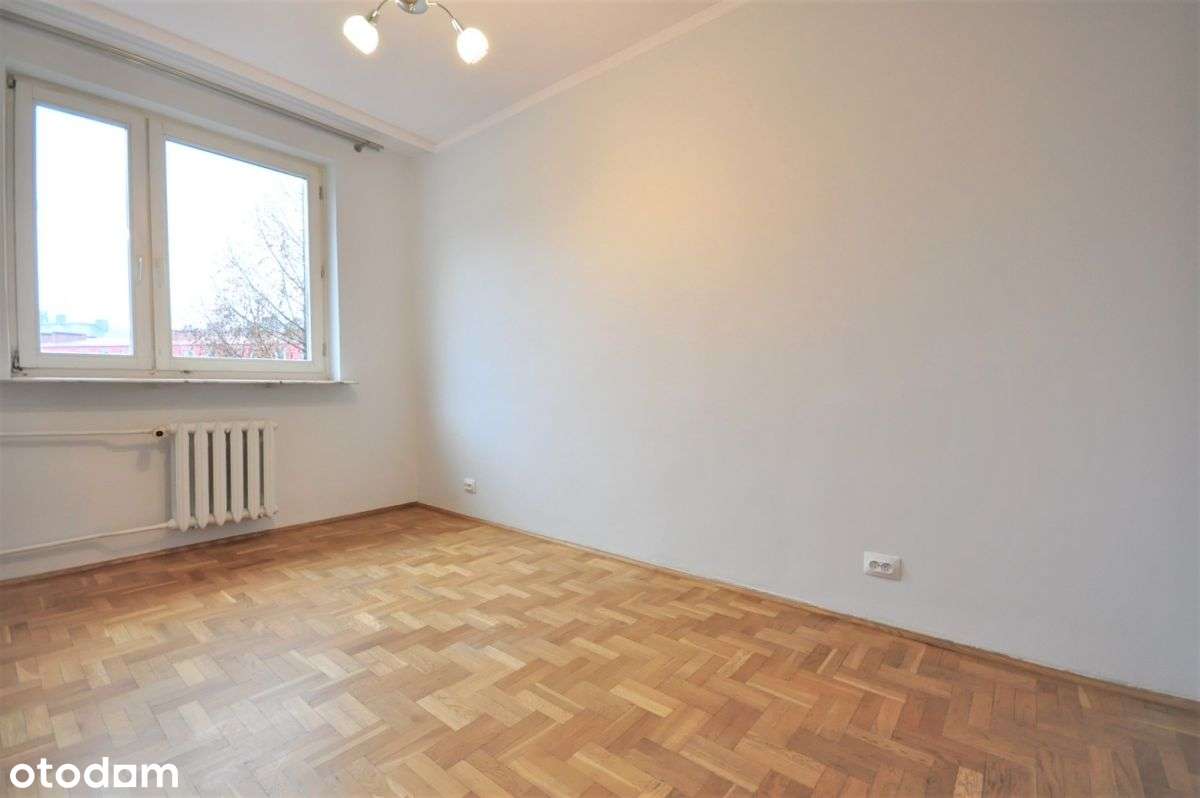 Dwa pokoje z oddzielną kuchnią na Kabatach-6