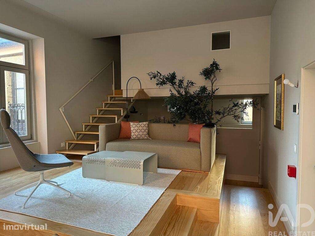 Apartamento T2 em Cedofeita, Santo Ildefonso, Sé, Miragaia, São Nicola - Grande imagem: 2/27