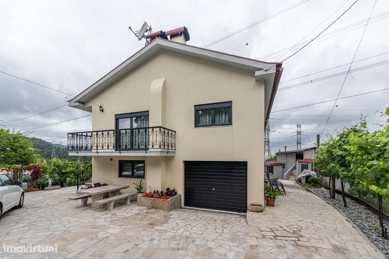 Moradia Isolada T3 + 1 - Grande imagem: 4/40