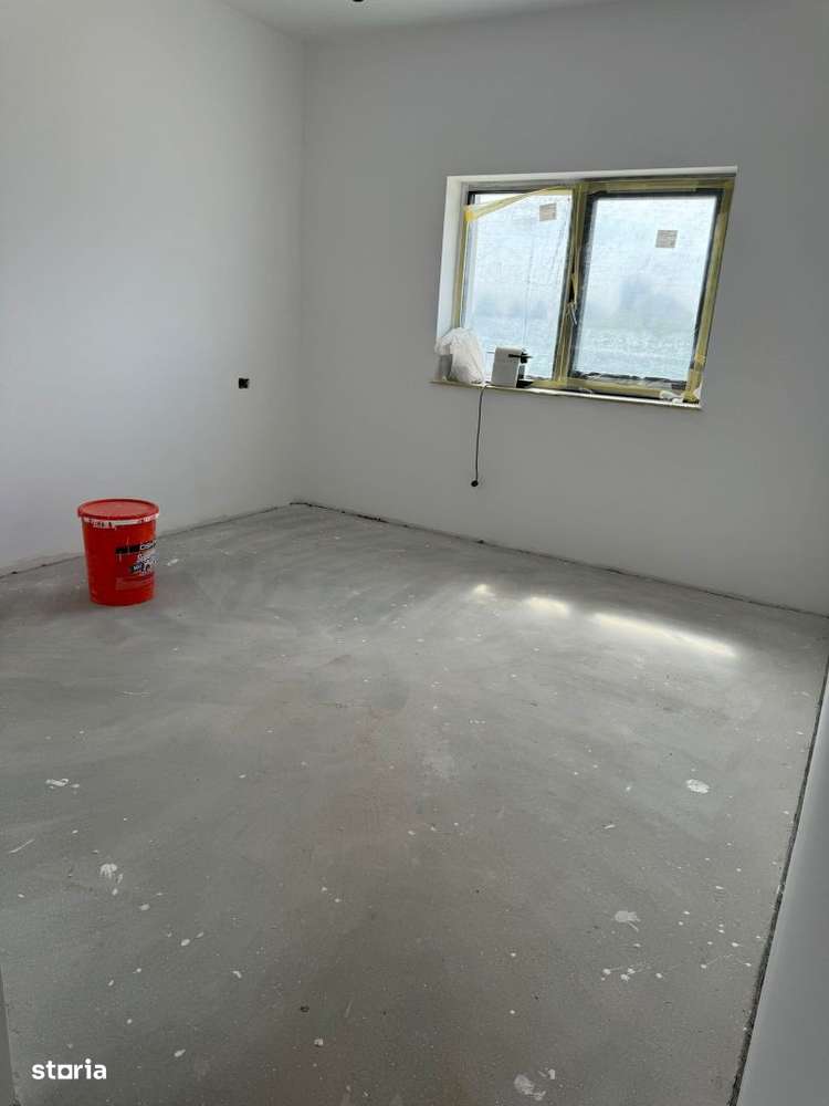 Vand Casa Nou Parter Serbanesti , la 10 min de centru .-12