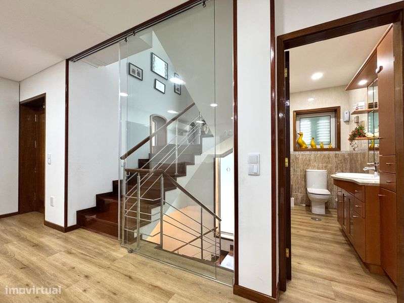 Moradia T4 com piscina - Grande imagem: 5/12