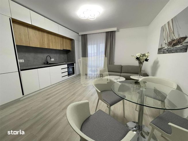 Apartament complet mobilat 3 camere balcon si parcare la Supeco-0