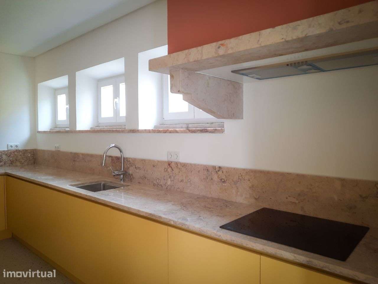 Loures Centro - Quarto Individual em apartamento renovado com jardim - Grande imagem: 5/16